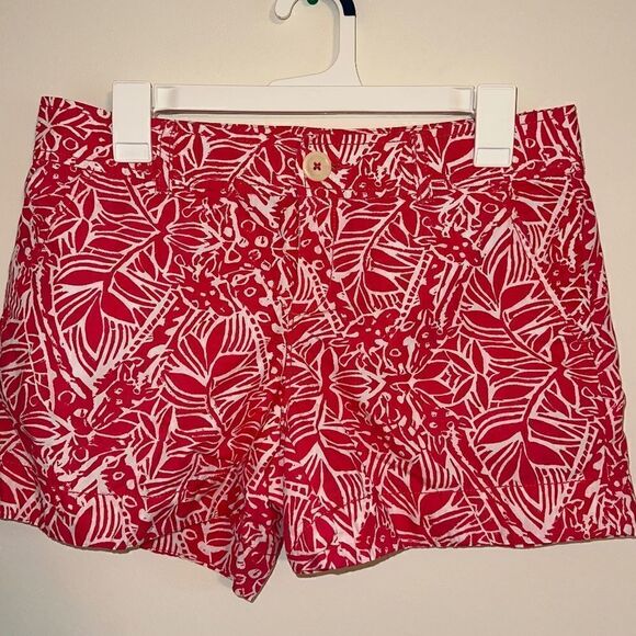 Lilly Pulitzer Callahan Pink and White Shorts SIZE 4 - Picture 1 of 3
